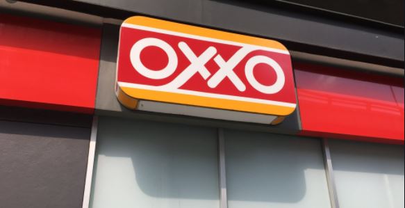 ¡Dura la crisis! Cierran 108 tiendas Oxxo por bajo rendimiento