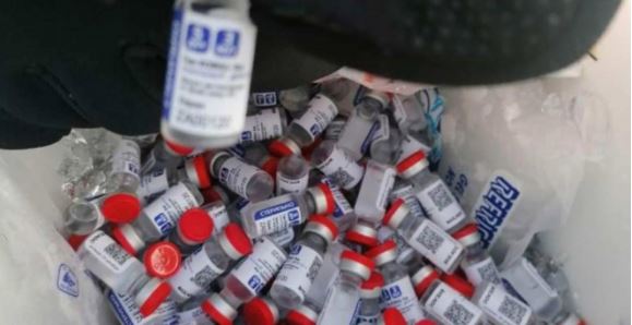 Proponen 22 años de cárcel para quien venda vacunas falsas anti covid-19