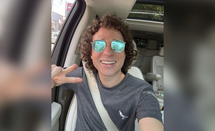 Otra vez catalogan de misógino a Luisito Comunica por una foto en Instagram