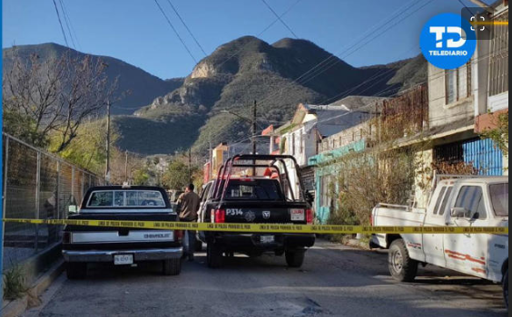 Joven muere frente a escuela tras ser golpeado durante presunto asalto en Guadalupe