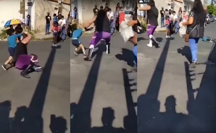 (VIDEO) Luchador agrede a niño y lo avienta al suelo durante una función en CDMX