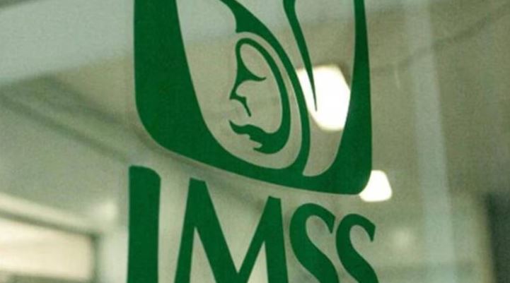 Trabajadores del IMSS alistan denuncia por presuntas licitaciones a modo