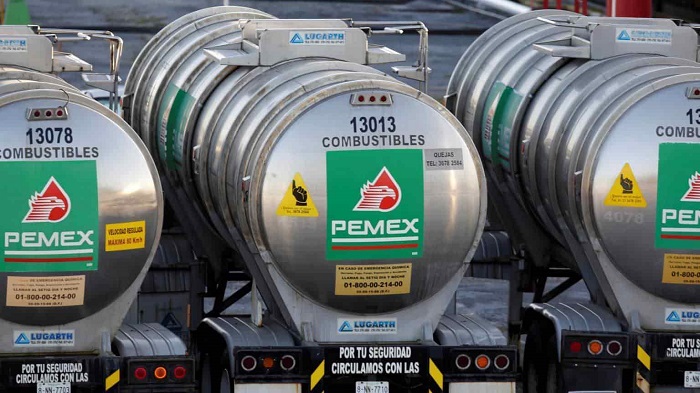 Imparable la "ordeña" de combustible a Pemex