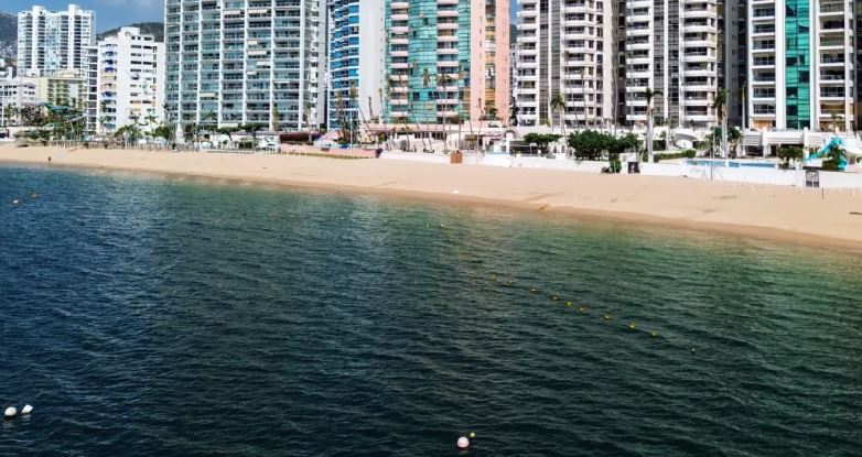 Temor en el sector turístico de Acapulco por playas vacías tras Otis