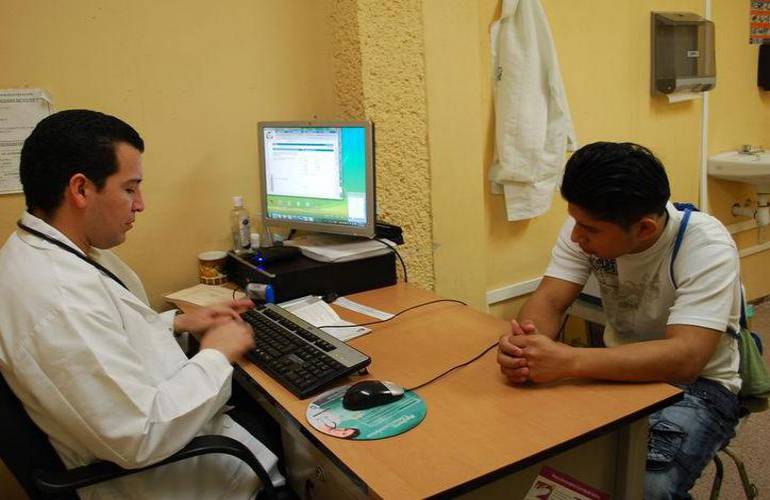 Abre IMSS Yucatán convocatoria para contratar 25 médicos especialistas