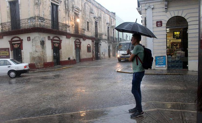 Lluvias en el oriente y sur de Yucatán por paso de frente frío