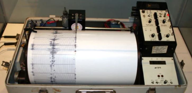 Reportan sismo de 6.2 en Nueva Guinea