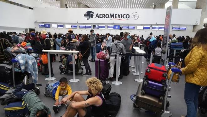 PT propone que Aerolínea de Sedena le quite vuelos a Aeroméxico