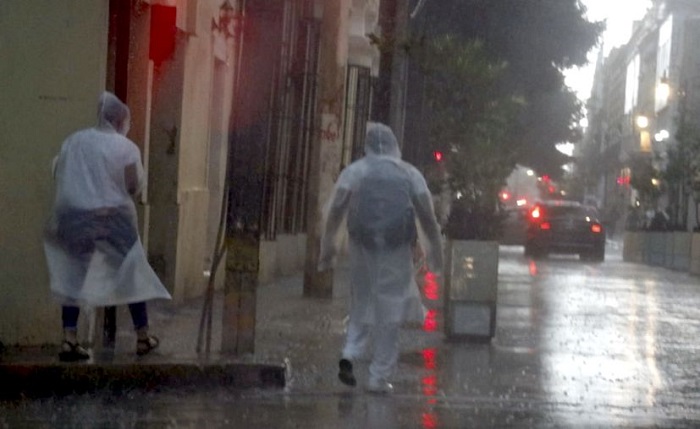 Pronostican  un fin de semana con fuertes lluvias con descargas eléctricas