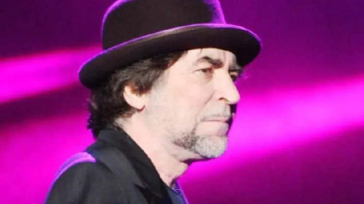 Evoluciona favorablemente Joaquín Sabina a 24 horas de su cirugía