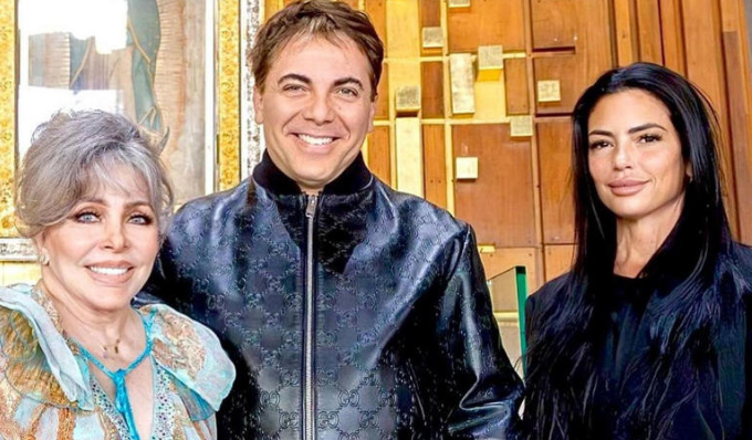 Cristian Castro ruega a Verónica Castro vivir juntos
