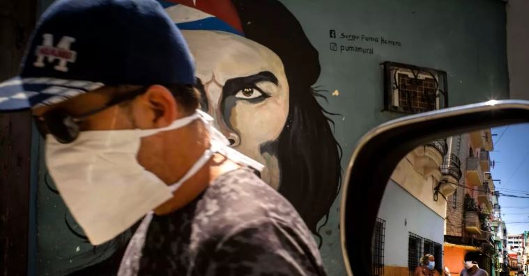 Cuba enviará a México a 10 especialistas médicos para apoyar en la pandemia