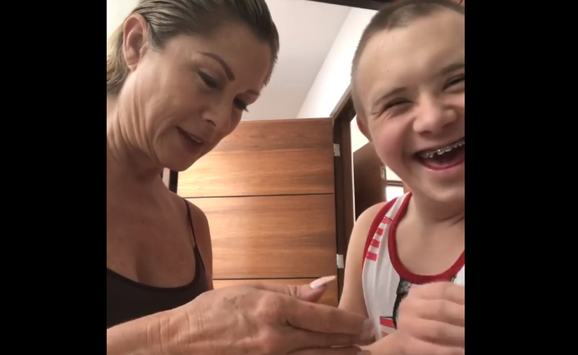 Lety Calderón y su hijo enloquecen Instagram: Luciano aprende a afeitarse