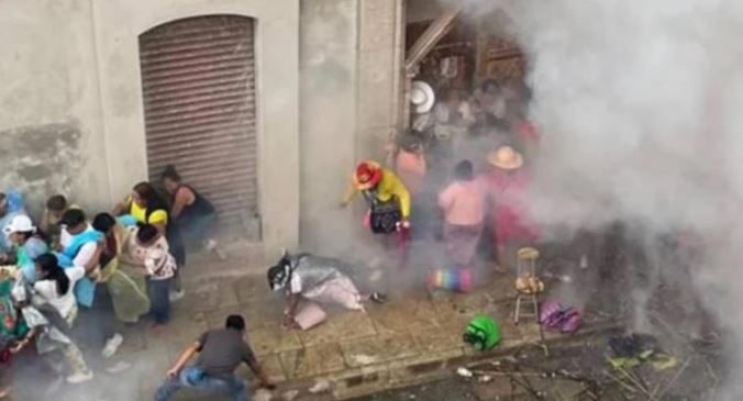 Oaxaca: 7 heridos por explosión de pirotecnia en desfile de la Guelaguetza