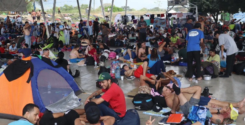 Migrantes se niegan a abandonar campamento en Chiapas; quieren llegar a EE.UU.