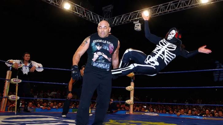 6 cosas que te gustaría saber de La Parka, ídolo de la lucha libre