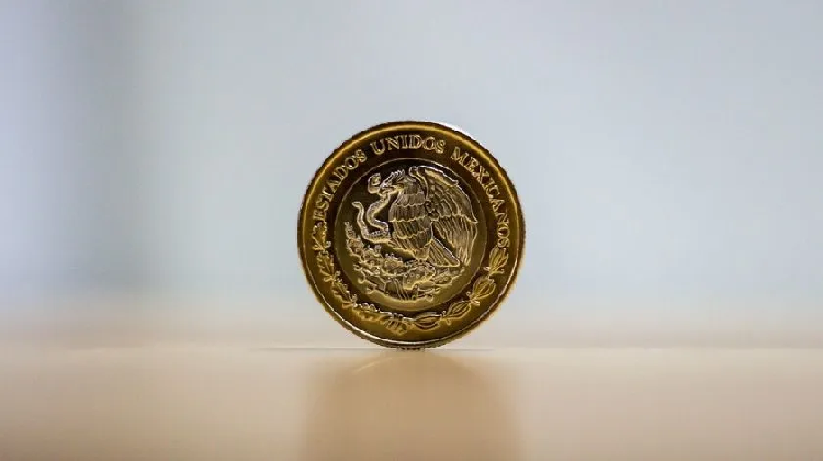 Peso mexicano con signos de recuperación