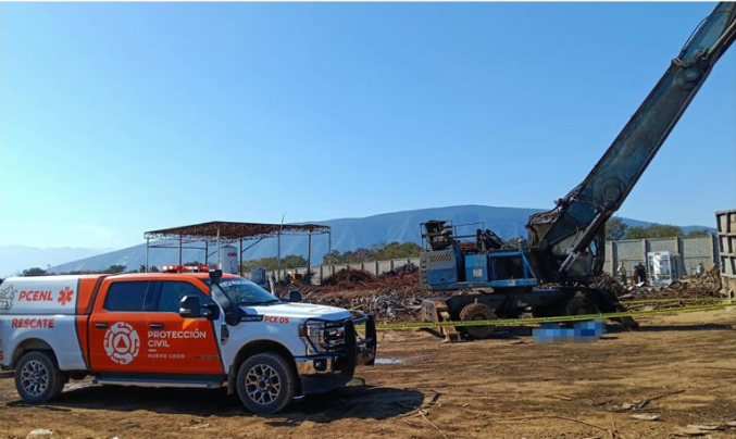 Muere trabajador de 25 años al quedar prensado en una grúa en Escobedo, Nuevo León