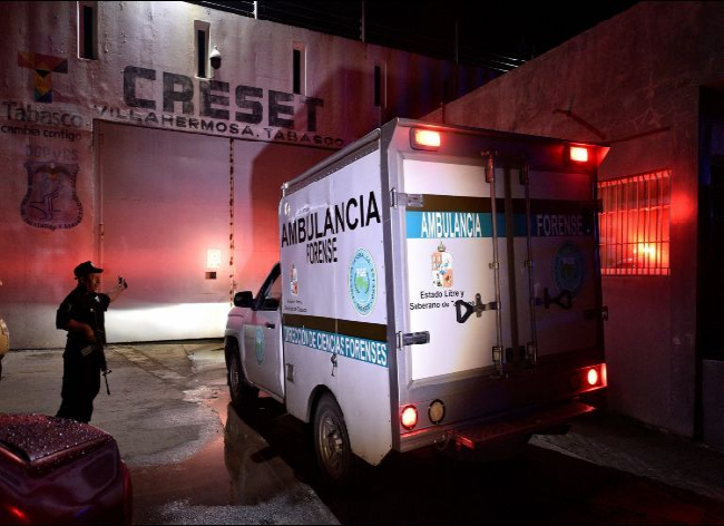 Investigan muerte de dos reos en penal de Tabasco