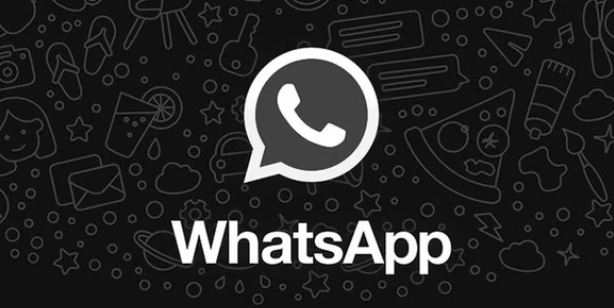 ¿Cómo se activa el nuevo “modo oscuro real” en WhatsApp?