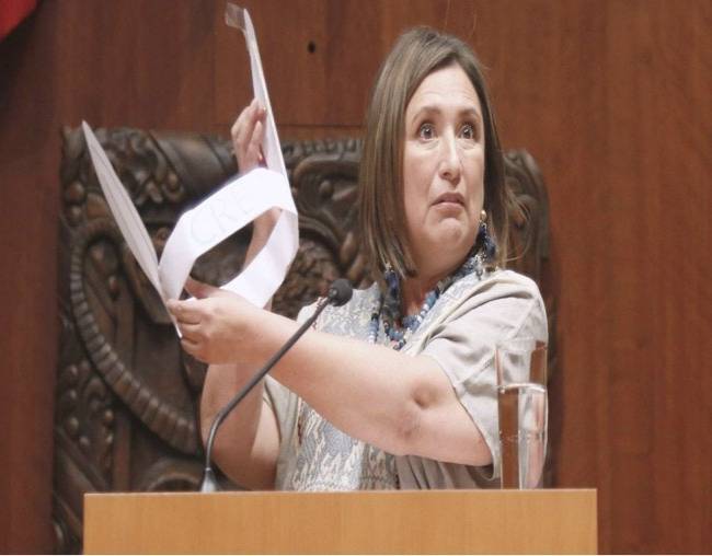 La senadora Xóchitl Gálvez se vuelve en "#LadyCacas"