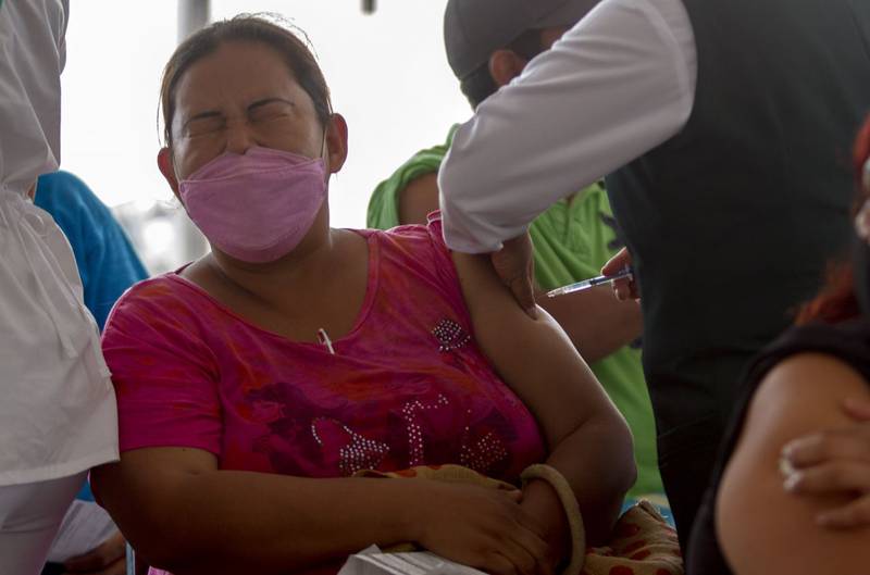 Mérida: Este martes inicia vacunación contra COVID-19 a 30 y más