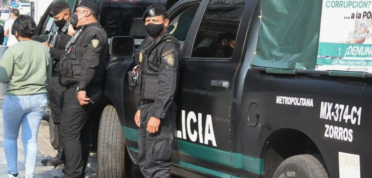 Detienen a 15 policías de CDMX por homicidio de un menor de edad