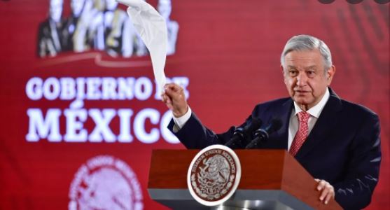 AMLO: "Vamos avanzando en combate a la corrupción, como lo planeamos"