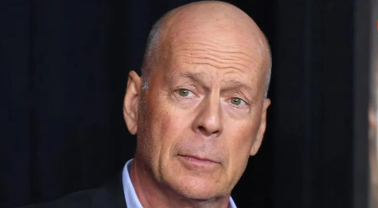 Bruce Willis reaparece tras meses de diagnostico de demencia