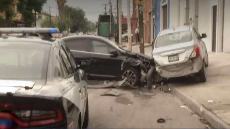 Joven prefirió chocar su auto que atropellar a un gato