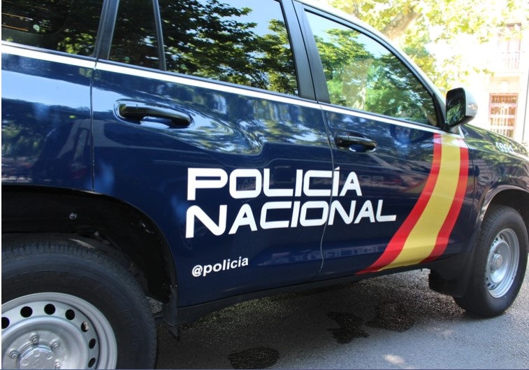 Un hombre apuñala a su pareja en Valencia; la hiere de gravedad