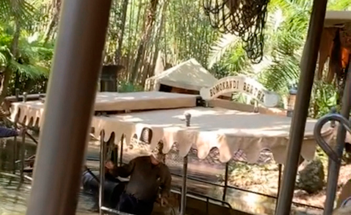 Vídeo: Barco del Jungle Cruise en Disney se hunde con todo y pasajeros