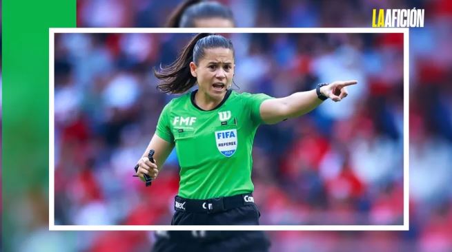 Karen Hernández, la primera mujer en pitar un juego en el Estadio León