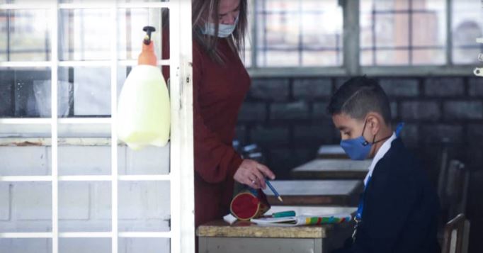 Alertan a padres de familia sobre consecuencias de la carta de corresponsabilidad