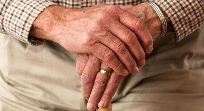 Jubilados: entre la crisis de las pensiones y la idea de aumentar la edad de retiro