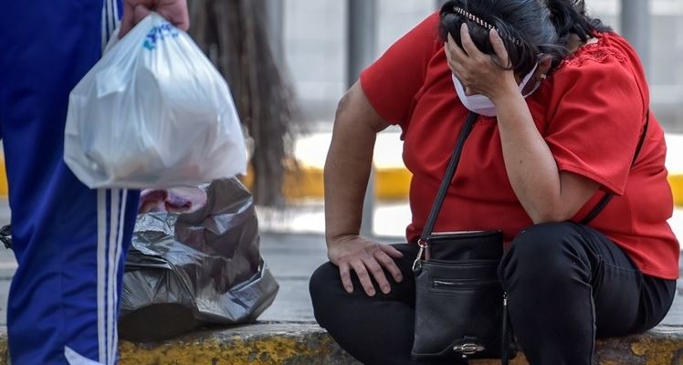 “Siento que no lo he superado”: viuda de 1er. muerto por covid-19 en México
