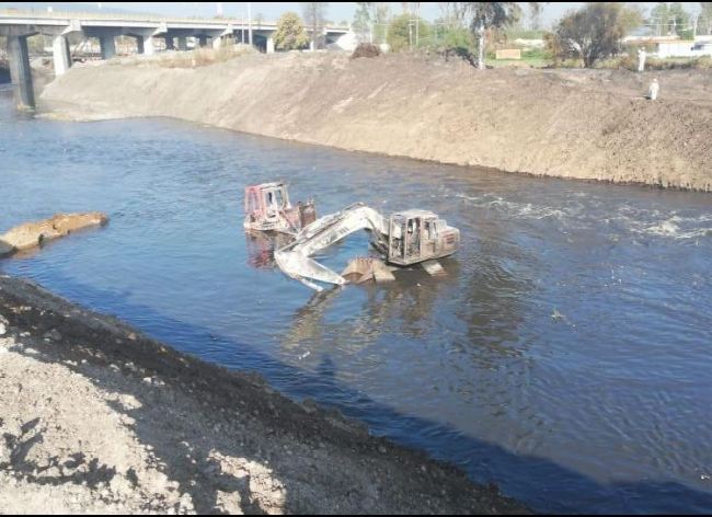 Localizan a víctima de explosión de ducto de Pemex en Celaya