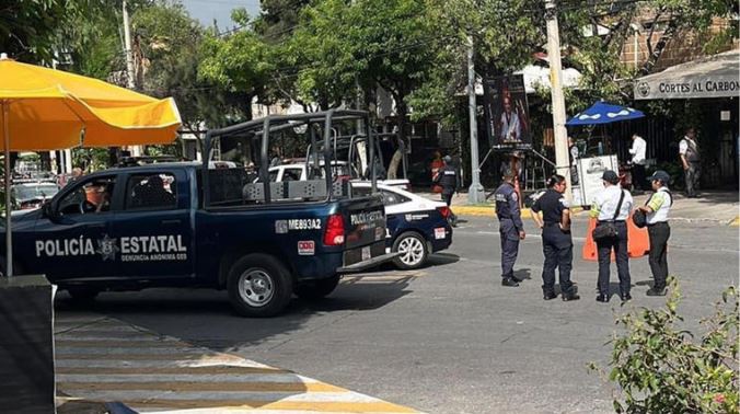 ¡De película! Balacera entre policías y ladrones en Ciudad Satélite, Edomex