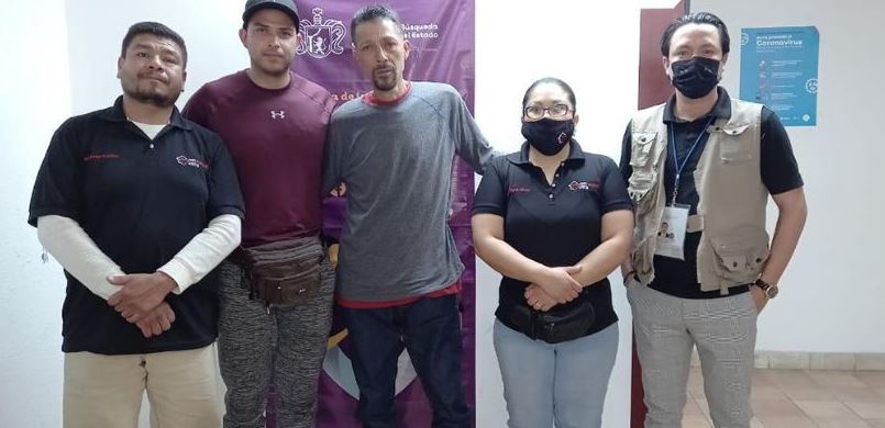 Policía de Zapopan encuentra a su hermano perdido hace 20 años