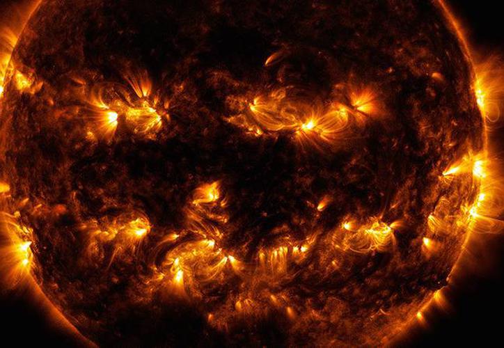 En modo Halloween: NASA capta al sol en con forma de calabaza