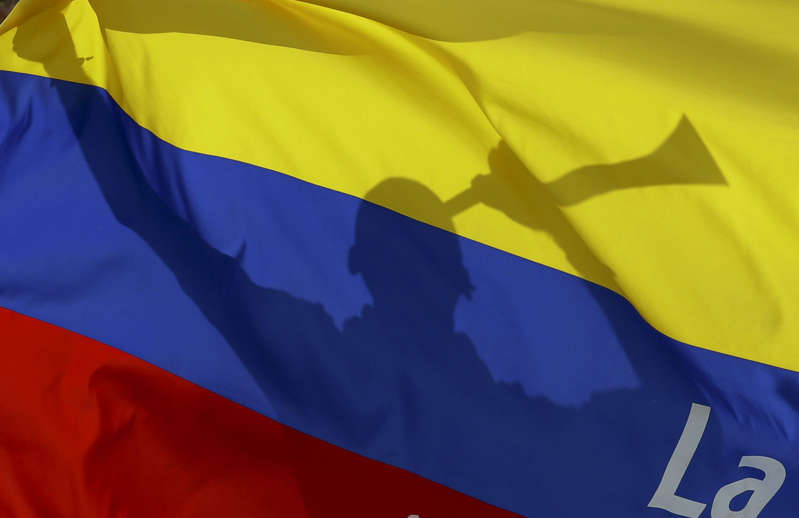 Colombia busca seguir con vida ante Venezuela