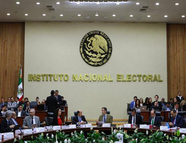 INE anuncia nueva credencial del elector