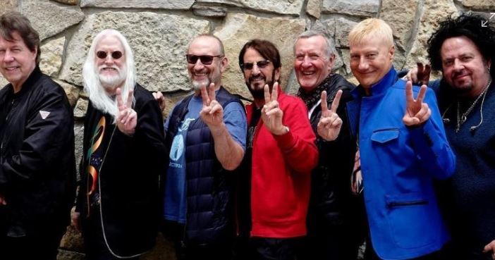 A sus 80 años dos ex Beatles siguen en giras