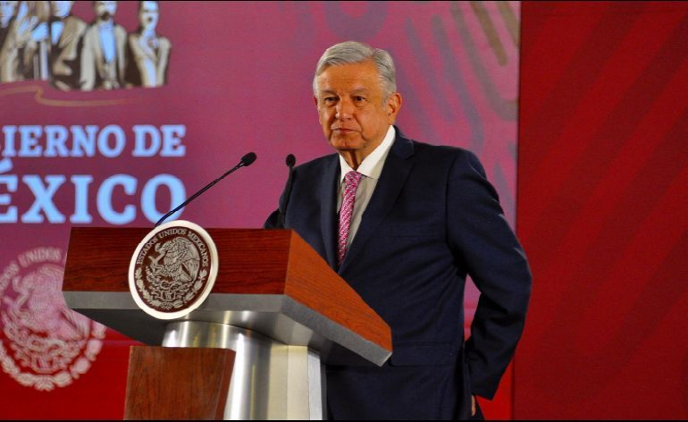 Vamos a crear grupo para enfermos de corrupción, dice López Obrador