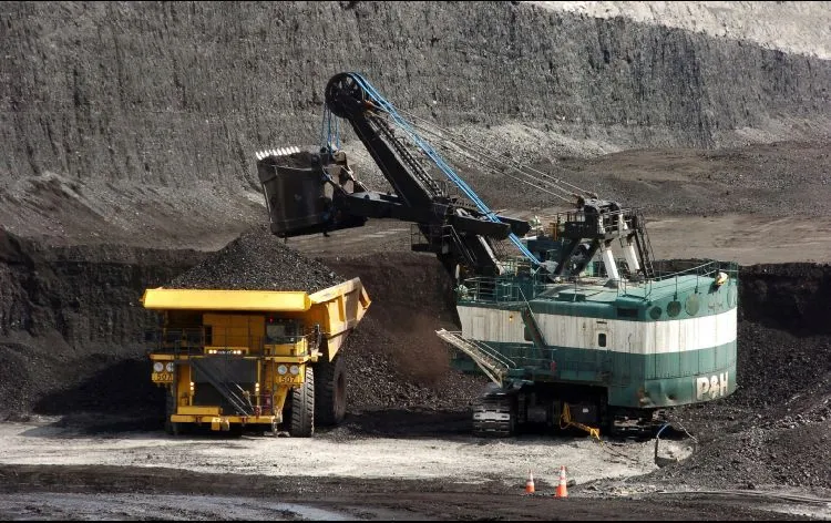Bloqueos a minas opacan extracción de oro y plata en México
