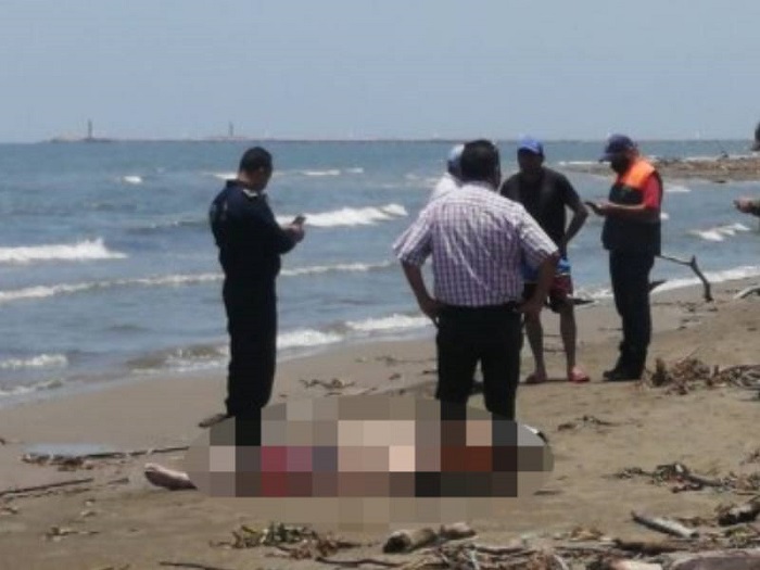 Familia se ahoga en la playa; en la primera que fueron al mar