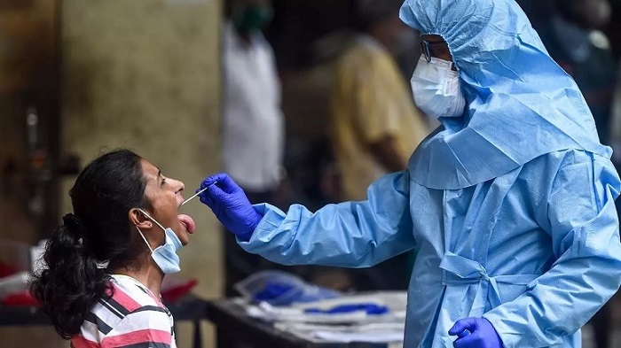 India rebasa el millón de casos de coronavirus