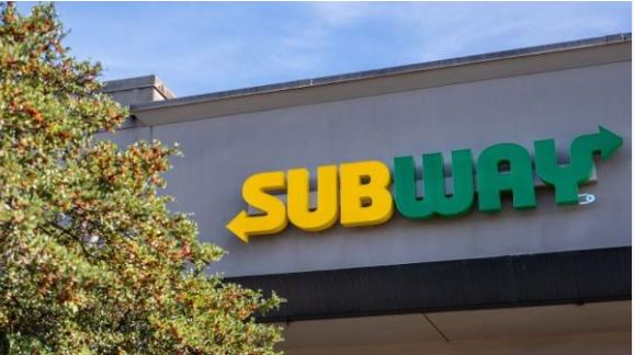 Podrías ganar sándwiches gratis de por vida si cambias tu nombre a "Subway"