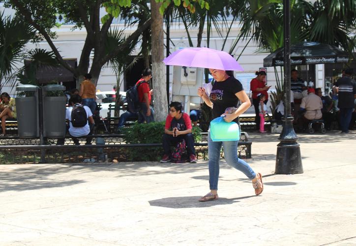 Calor y posiblemente algunas lloviznas para este martes en Yucatán