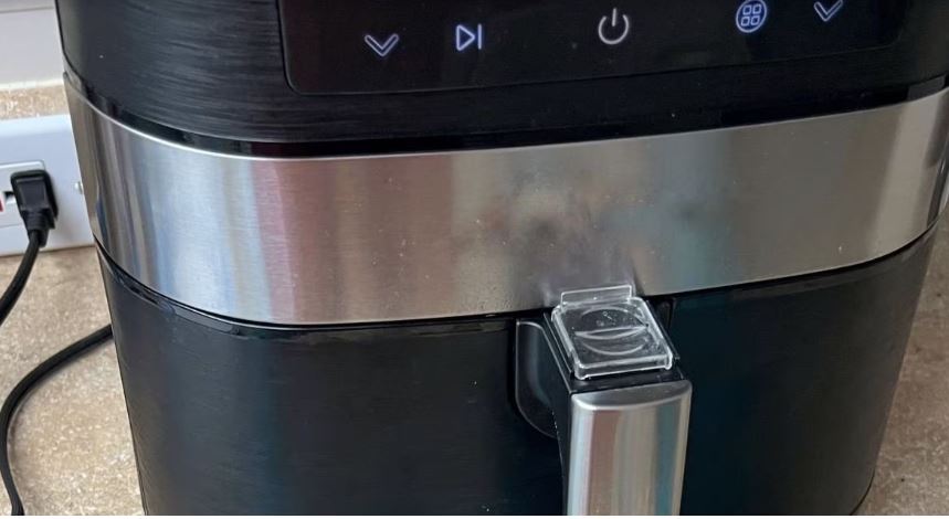 EE.UU. ordena retirar 2 millones de esta Air Fryer: Ha causado incendios y quemaduras